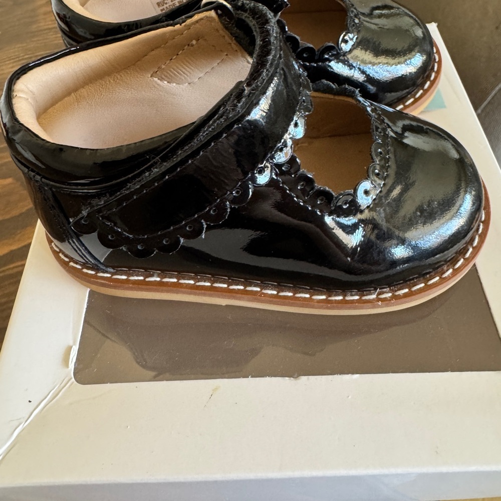 Elephantito Black Patent leather toddler Shoes